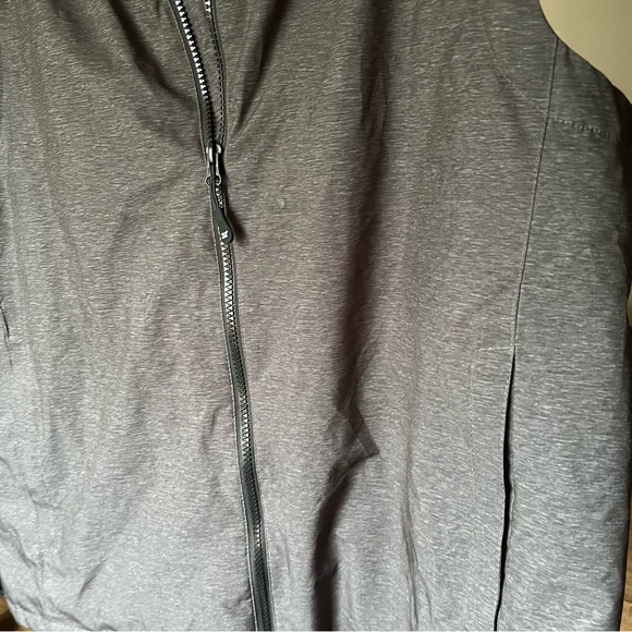 32 Degrees vest - Picture 6 of 9